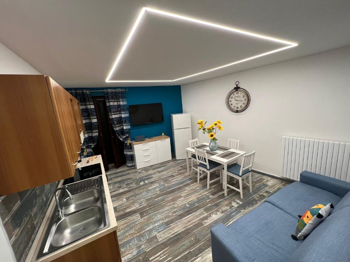 Castel Di Sangro Suite Apartment Екстериор снимка