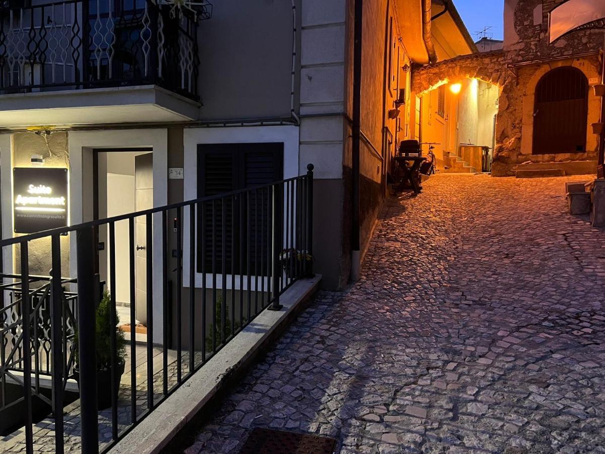 Castel Di Sangro Suite Apartment Екстериор снимка