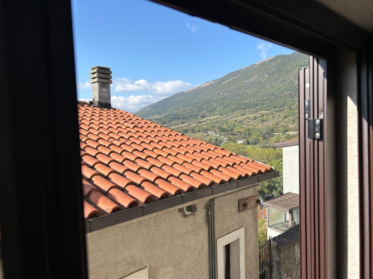 Castel Di Sangro Suite Apartment Екстериор снимка