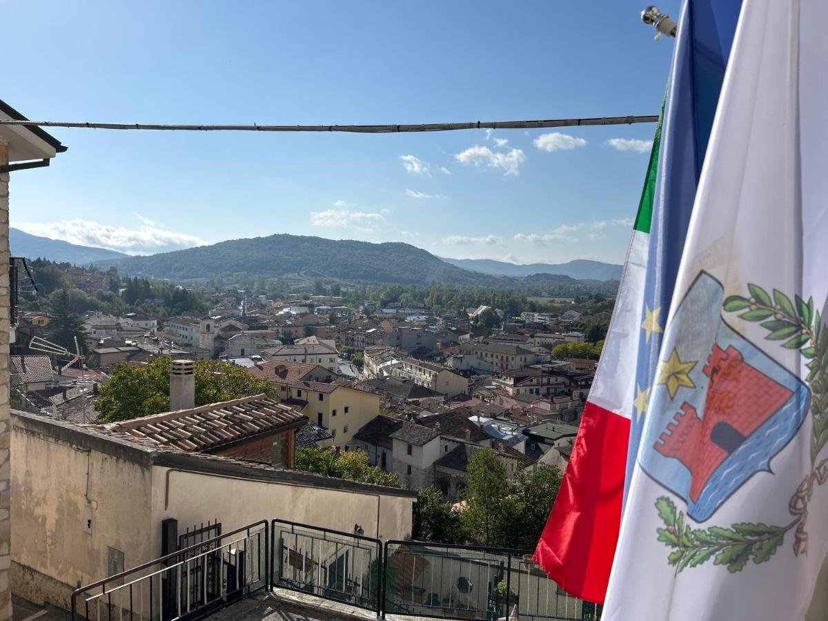 Castel Di Sangro Suite Apartment Екстериор снимка